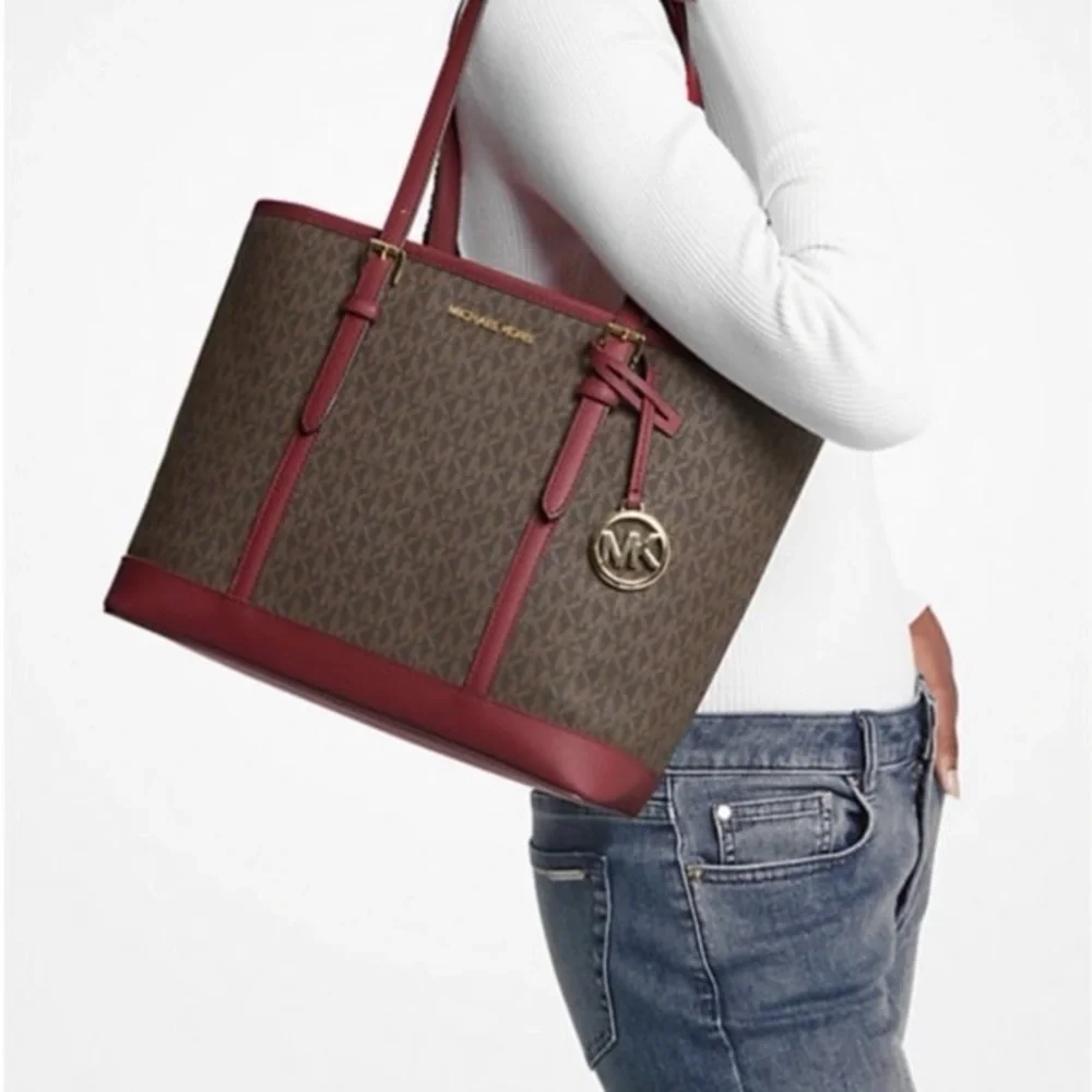 MICHAEL KORS JET SET TRAVEL TOP ZIP SHOULDER TOTE SHOULDER BAG DARK CHERRY COLOR